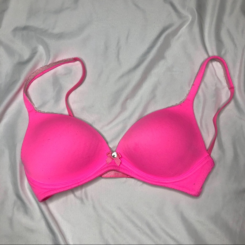 Victoria’s Secret T-Shirt Bra